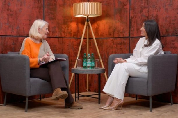 NIKOLINA KOVAČEVIĆ U EMISIJI "NA IVICI" - AUTORITET SE GRADI, A NE NAMEĆE: Moja profesija traži celovitu ličnost: znanje, karakter, intuiciju i emocionalnu zrelost