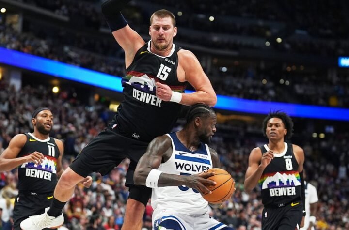 Nove informacije o povredi Jokića, evo kada bi Srbija ponovo mogla da gleda Nikolu na terenu!