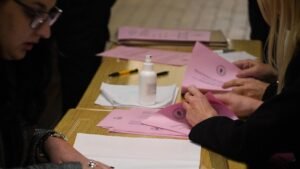 OPŠTI HAOS U KULI PRED LOKALNE IZBORE: Opozicija se ujedinjuje, ne želi sa blokaderima a blokaderi ne žele SSP, DSS i POKS?!