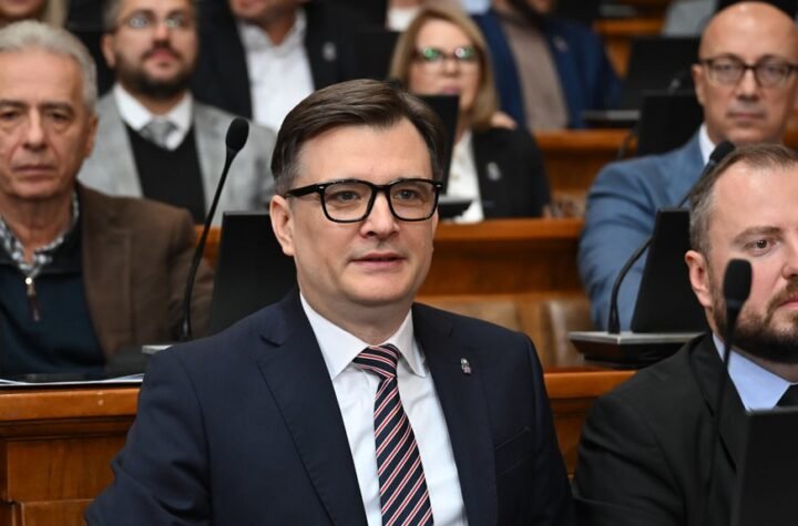 OVANOV RASTURIO ĐILASA: Umislio si da si Konstrakta, a jedini THE END koji ćeš videti je TVOJ!