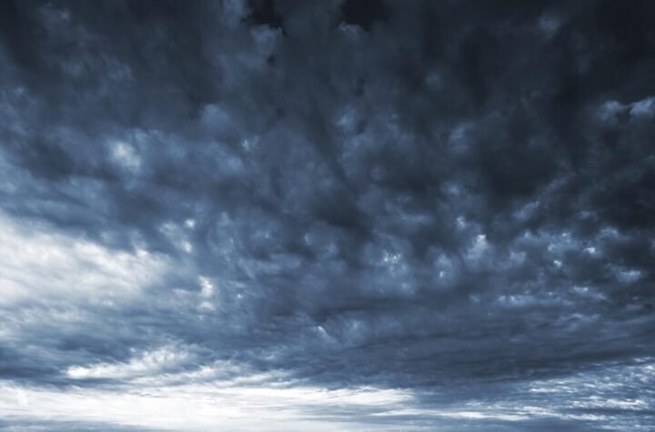 Opasno nevreme preti regionu, olujni oblaci stižu: Očekuje se i sneg, a evo šta će biti u našoj zemlji