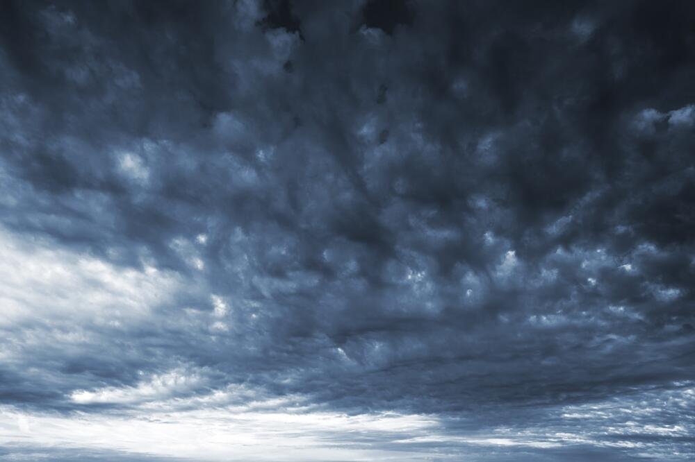 Opasno nevreme preti regionu, olujni oblaci stižu: Očekuje se i sneg, a evo šta će biti u našoj zemlji