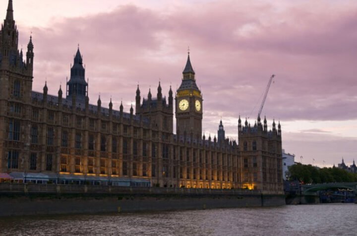 PANIKA U LONDONU Kina gradi superambasadu od 20.000 kvadrata!