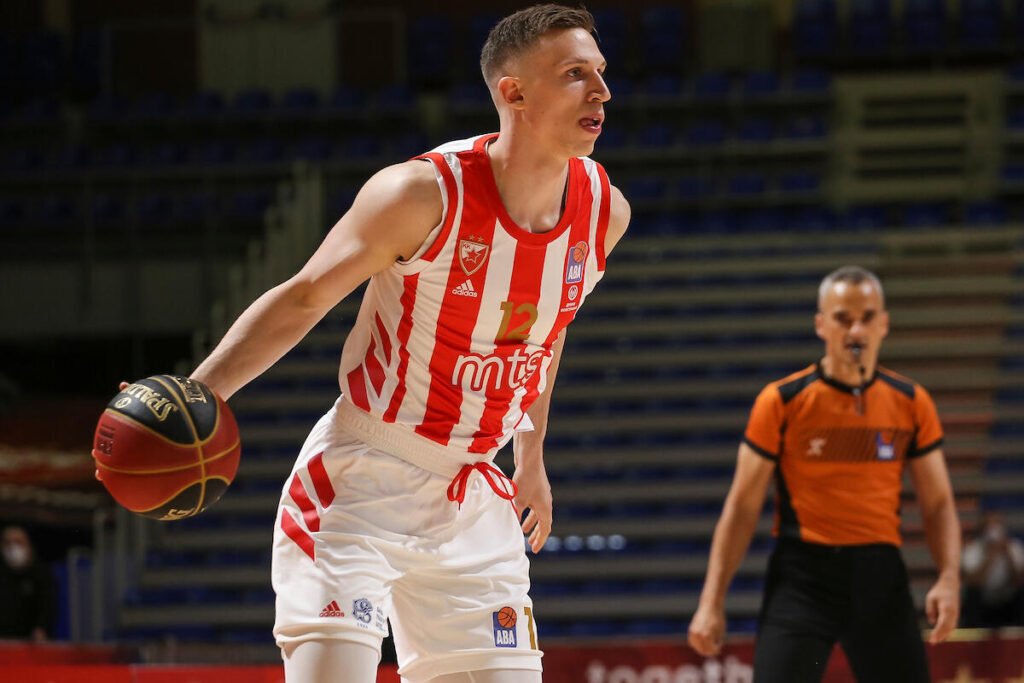 Partizan doveo Radanova!