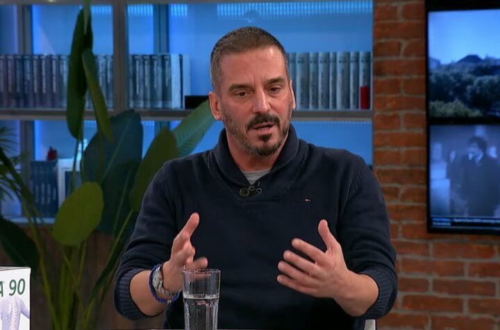 Piper objavio: Žuti '‘analitičar' Mijat Lakićević lio suze za Miškovićem