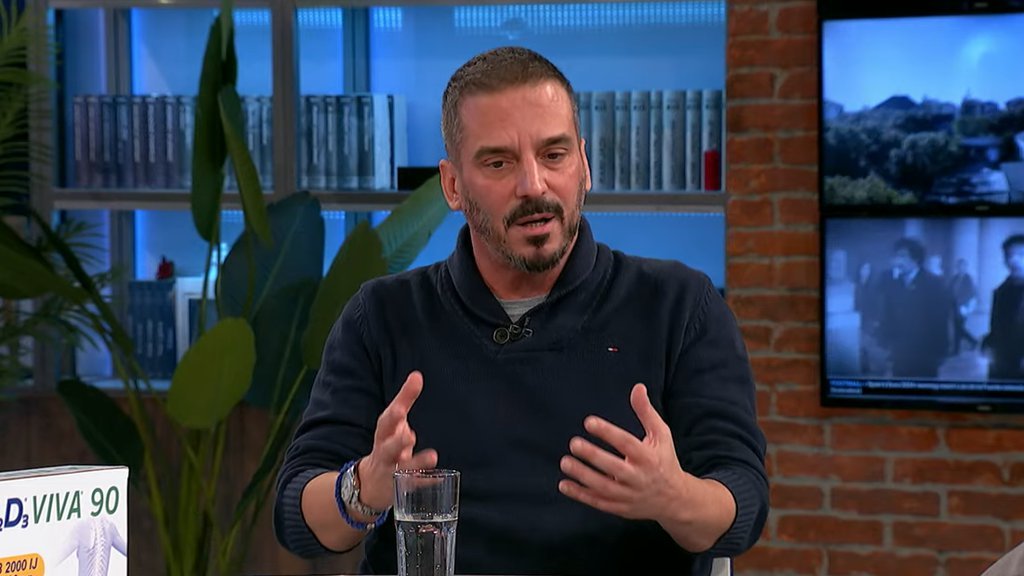 Piper objavio: Žuti '‘analitičar' Mijat Lakićević lio suze za Miškovićem