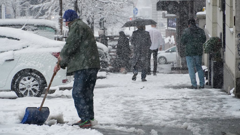 Posle ledene kiše, STIŽE NOVI SNEŽNI TALAS! Biće još više snega, a evo kada tačno počinje ponovo da pada