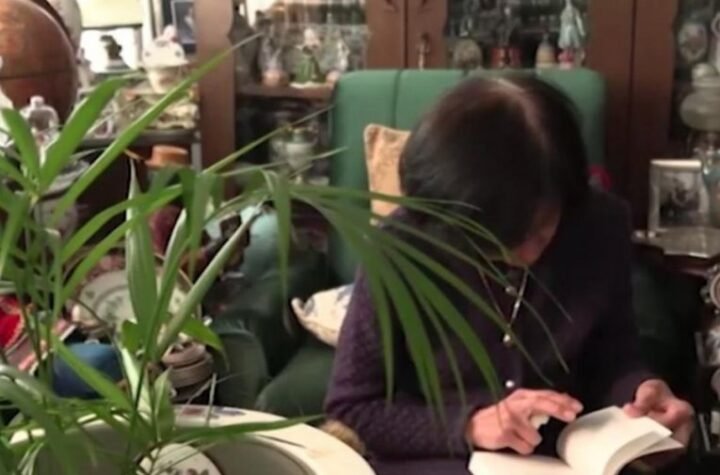 ŠAPČANKA KOJOJ GODINE NE MOGU NIŠTA: Baka Ružica (82) pročitala 3.500 knjiga i postala legenda srpskih kvizova!