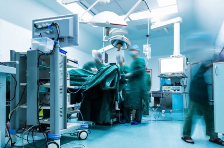 ŠEST ŽIVOTA SPASENO, MEĐU PRIMAOCIMA I TEK ROĐENI BLIZANCI! Nesvakidašnji podvig lekara na Svetog Savu, ali i jedne porodice iz Srbije!