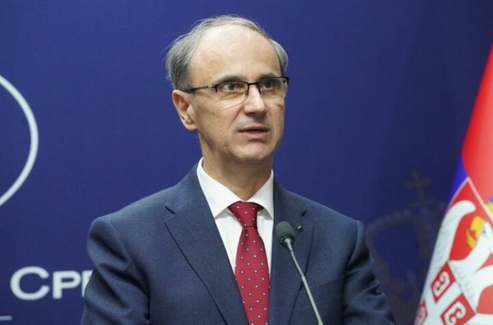 "SREĆNO ŠAMPIONI, SRBIJA JE UZ VAS"! Premijer Macut poslao poruku podrške vaterpolistima pred finale sa Mađarskom - IGRAJTE SRCEM! (FOTO)