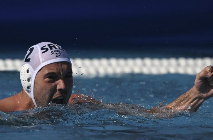 SUPRUGA DUŠANA MANDIĆA SE OGLASILA ZBOG NEPRAVDE! Najbolji srpski vaterpolista je surovo kažnjen, a ona nije mogla da ćuti