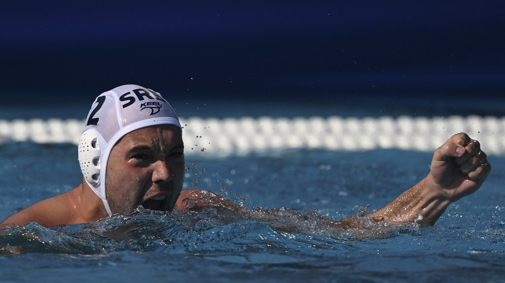 SUPRUGA DUŠANA MANDIĆA SE OGLASILA ZBOG NEPRAVDE! Najbolji srpski vaterpolista je surovo kažnjen, a ona nije mogla da ćuti