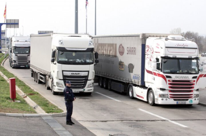 SVI KAMIONI U REGIONU ĆE STATI OVOG DATUMA! Evo zbog čega će prevoznici BLOKIRATI sve granice