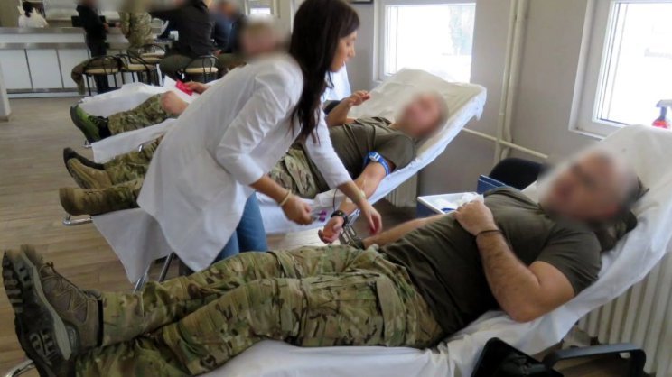 Solidarnost se ne meri rečima! 57 pripadnika Specijalne antiterorističke jedinice dobrovoljno dalo krv