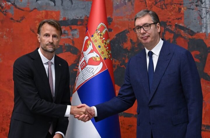 TAČNO U 10 SATI: Vučić danas sa ambasadorom Evropske unije u Srbiji