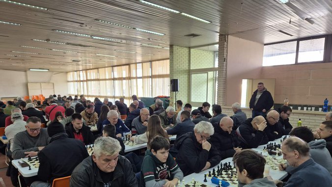 TRADICIONALNI SVETOSAVSKI TURNIR U ŠAPCU OKUPIO VIŠE OD 200 ŠAHISTA