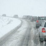 TRENUTAK NEPAŽNJE MOŽE BITI KOBAN! ABS upozorava vozače: Kad vozite zimi, OVO MORATE DA ZNATE!