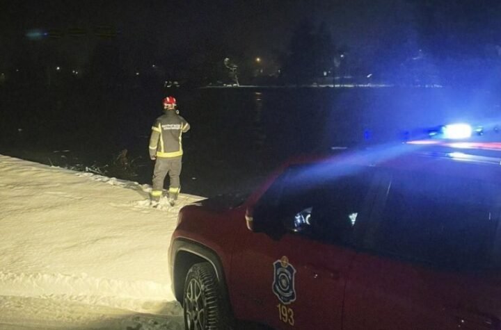 TROJE LJUDI NESTALO U SNEGU ZLOTU! Vatrogasci na terenu!