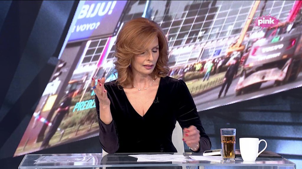 UŽIVO NA TV PINK I PINK.RS! Počeo 'Hit tvit': Brnabić, Mihajlović i Mitrović o hapšenju Madura i pretnjama Srbiji! (FOTO)