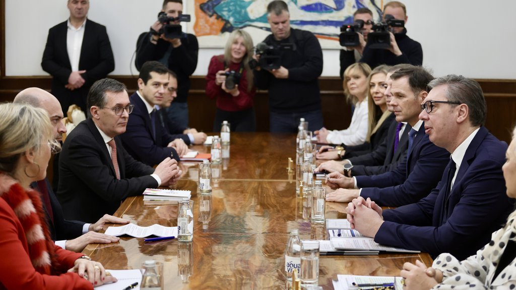 VUČIĆ SE SASTAO SA BAROOM: Nakon sastanka potpisivanje izjave o projektu beogradskog metroa