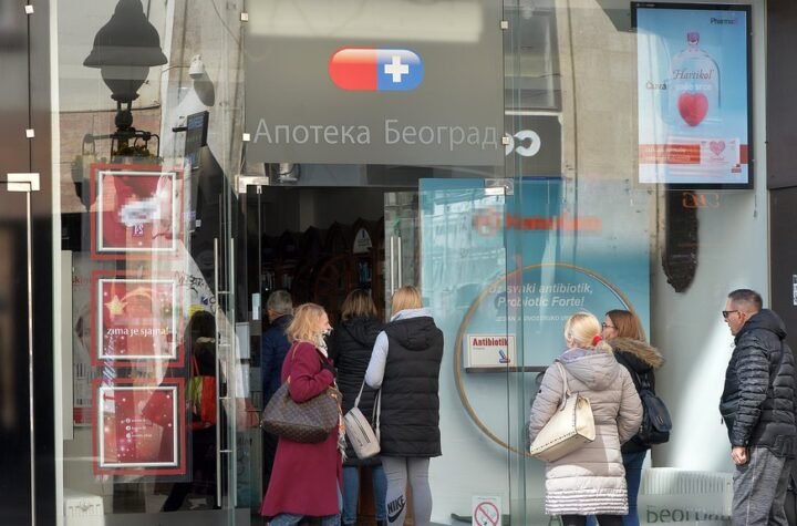Zaposlenima Apoteke Beograd overene zdravstvene knjižice