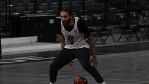 'NEĆU DA KAŽEM PREVIŠE, DA ME NE KAZNE!' Dven Vašington ogorčen posle sudijskog haosa na meču Partizana i Reala: Ovakvu sezonu nikada nisam imao...