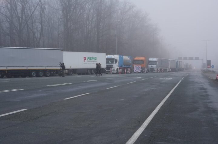 AMSS: Bez zadržavanja na rampama auto-puteva, kamioni čekaju samo na GP Batrovci