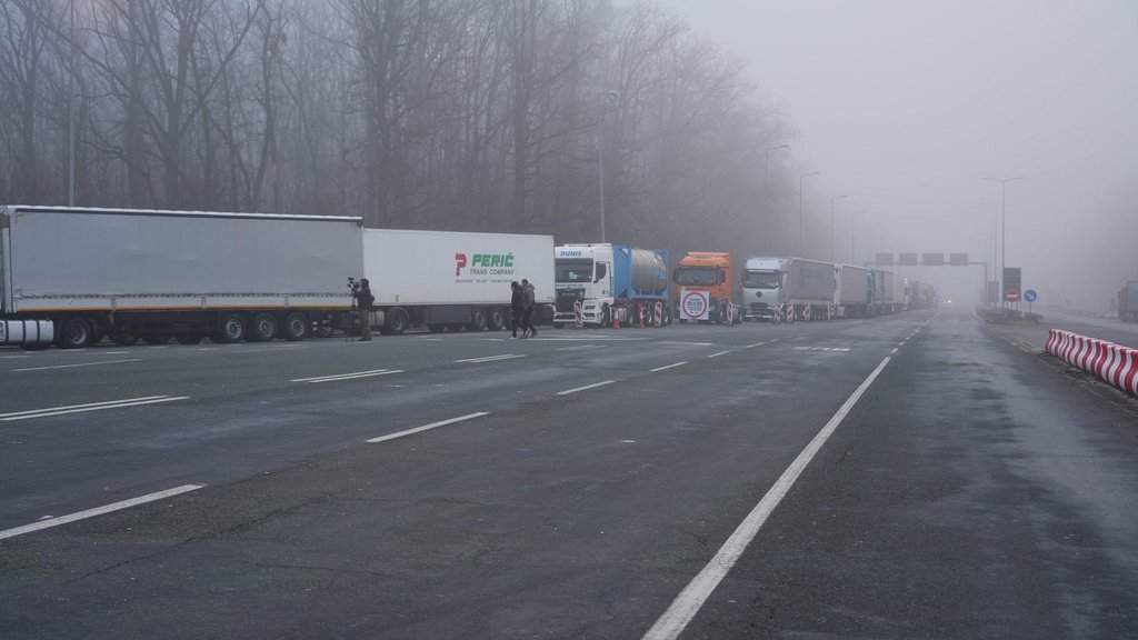 AMSS: Bez zadržavanja na rampama auto-puteva, kamioni čekaju samo na GP Batrovci