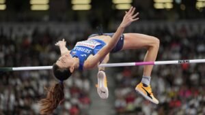 ANGELINA TOPIĆ PRESKOČILA 2 METRA I POSTAVILA NOVI REKORD: Istorijski skok mlade srpske atletičarke!