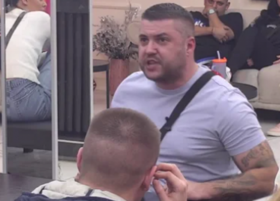 ASMIN DURDŽIĆ IZNEO DETALJE O LJUDIMA KOJI NISU DEO RIJALITIJA! Poznatu žensku osobu SROZAO NA SAMO DNO - PUKLA BRUKA!