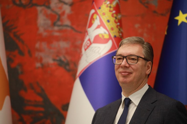 BORIĆU SE PROTIV SVIH KOJI MRZE SRBIJU! Vučić poslao moćnu poruku: Nikome neću da dozvolim da uništi budućnost našeg naroda!