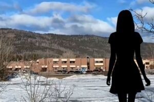 "ČULI SMO ALARM I KRENULI DA BLOKIRAMO VRATA STOLOVIMA!" Potresna ispovest učenika iz škole SMRTI u Kanadi - ĐACI DOBIJALI JEZIVE SNIMKE!