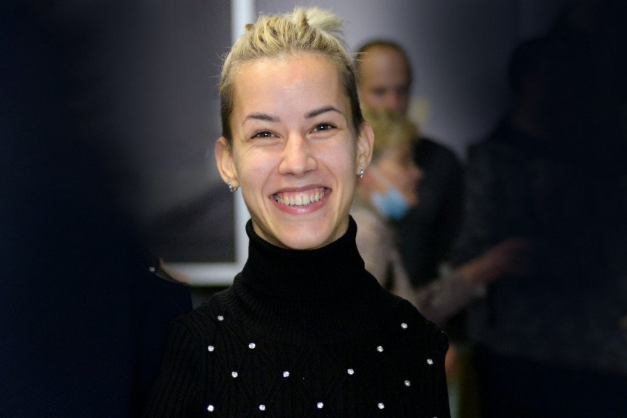 DEVOJKA SA KRILIMA ponovo u DRUGOM STANJU! Podelila lepe vesti i emotivne slike na koje niko nije ostao ravnodušan