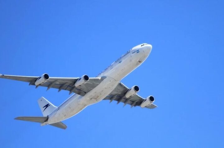 DRAMA NA EVROPSKOM AERODROMU: Pilot napravio KOBNU grešku, sekunde su ih delile od katastrofe (FOTO)