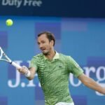 Danil Medvedev posle 22 titule konačno osvojio jednu u istom gradu (Foto)