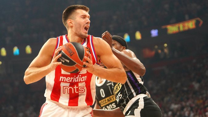 FANTASTIČNA ZVEZDA STOTKOM ODBRANILA ŽUĆKOVU LEVICU: Crveno-beli rafalnom paljbom razbili Megu za prvi trofej u sezoni