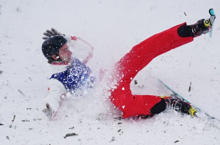 HOROR NA OLIMPIJSKIM IGRAMA! Favorit za zlatnu medalju PAO i ostao nepomično da leži - HITNO prebačen u bolnicu