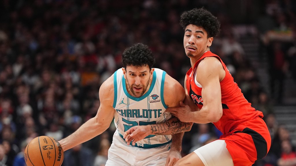 ITUDIS POTVRDIO NOVE LOŠE VESTI: Vasilije Micić povredio je koleno!