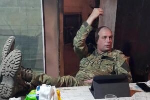 Isplivala skandalozna prepiska Putinovog generala sa ŽENOM: Ljudi se sledili kad su videli detalje, nećete verovati