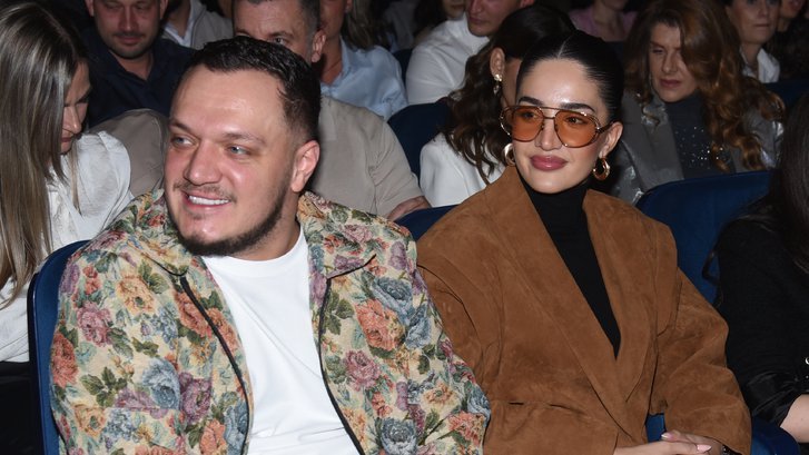 Jahta, luksuz i baškarenje za sve pare: Anđela se nakon raskida sa Gastozom ne zaustavlja, svi se pitaju sa kim se provodi na ekskluzivnoj destinaciji