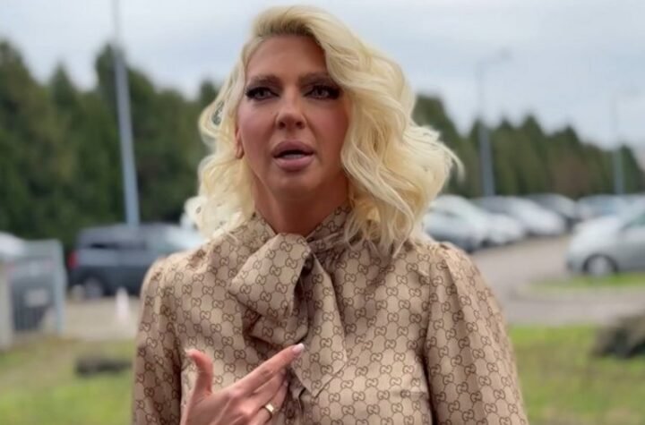 KARLEUŠA GRCA U SUZAMA - Nakon PORODIČNE DRAME, pevačica se rasula u komade, OVO je dotuklo! (FOTO)