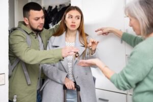 KUĆA ZA 5.500 EVRA - SPAS ILI SKUPA PREVARA? Srbi poludeli za kontejnerima, ali isplivala surova istina: "Bez ovoga će ti objekat biti samo skupa ostava!"