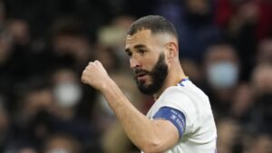 Karim Benzema zvanično novi fudbaler Al Hilala, Kristijano Ronaldo preti odlaskom?