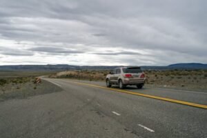 MISTERIJA NA GRANICI! Auto bez tablica dve godine NEPOMIČAN STOJI kod Trbušnice – vlasnik NESTAO bez TRAGA, a vozilo NIKO NE SME DA PIPNE?