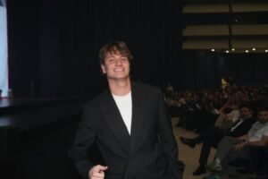 MLADI PEVAČ PODIGAO ČITAV REGION NA NOGE! Jakov Jozinovic pokorio estradu, OTKRIO NEPOZNATE DETALJE DRUŽENJA SA PRIJOM!