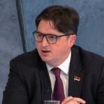 Mrdić pozvao nadležne institucije da preduzmu sve mere kako bi se zaštitili predsednik Srbije i njegova porodica