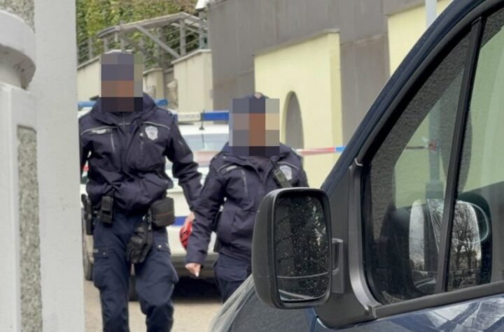 Uviđaj ispred vile Zdravka Čolića