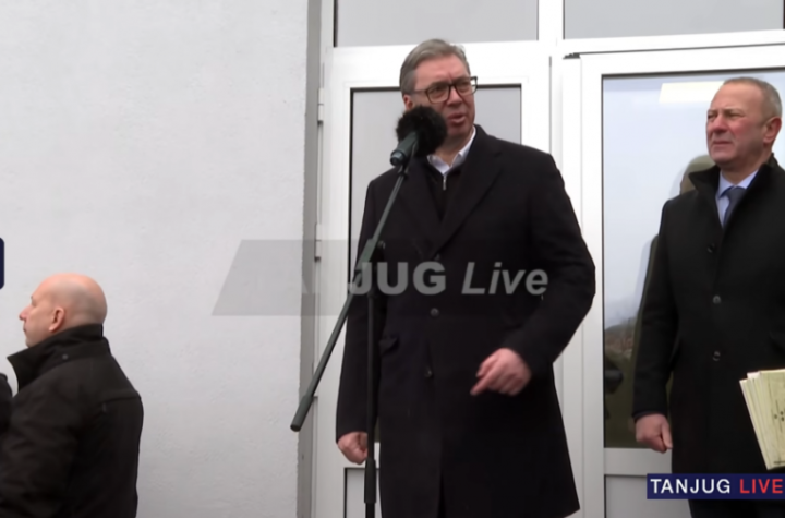 "NAPRAVIĆEMO SISTEM MOBILNIH AMBULANTI!" Vučić pronašao rešenje za probleme meštana Borskog i Zaječarskog okruga!