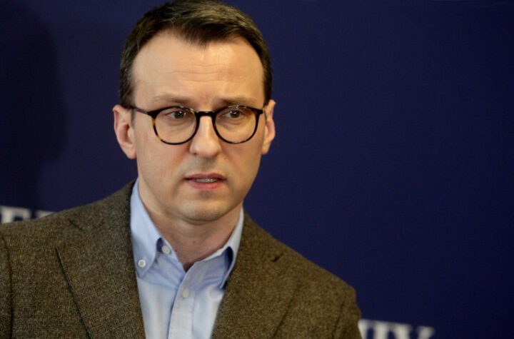 NE ZNAJU ZA ČAST I SRAMOTU, TO JE OGOLJENA MRŽNJA! Petkoviću prekipelo zbog jezivih napada na Vučićevu decu: U blokaderskom umu su samo gadosti!