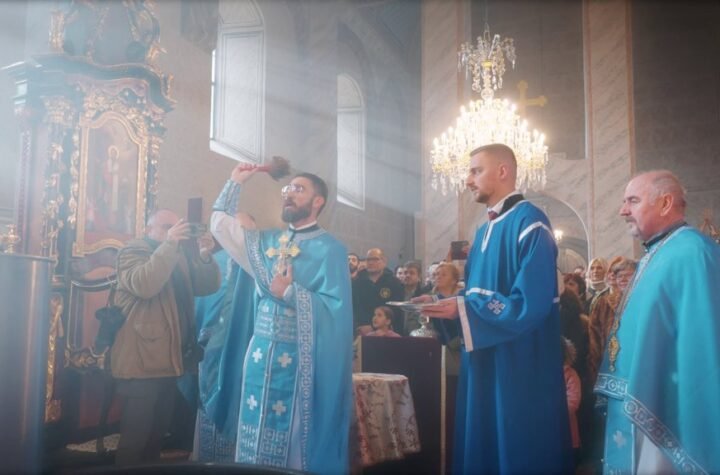 NIJEDAN HRIŠĆANIN NE TREBA SEBI DA DOPUSTI: Ovo su 3 najveća greha koja se skupo plaćaju